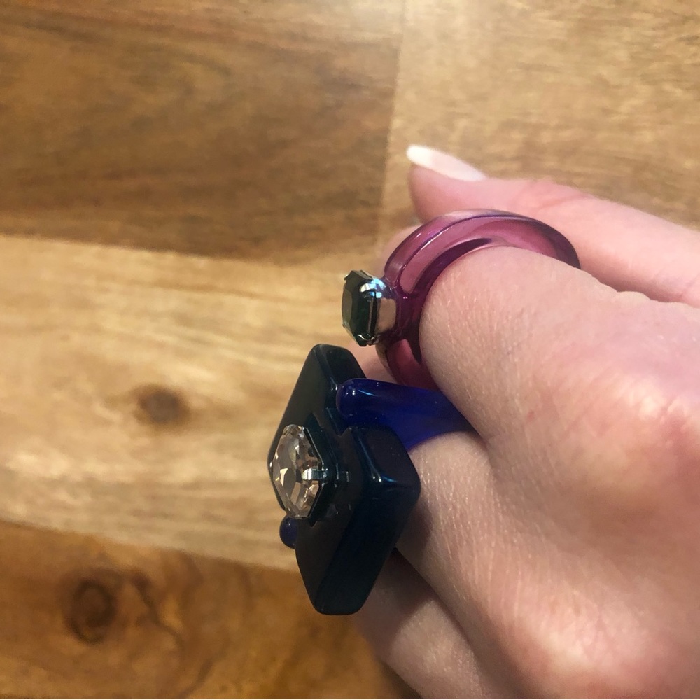 Acrylic Fashion Rings - Picture 7 of 10